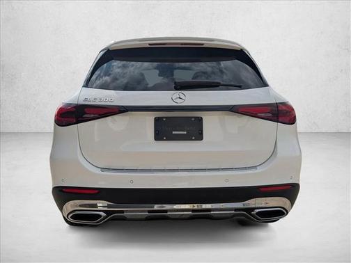 2026 Mercedes-Benz GLC 300 Base