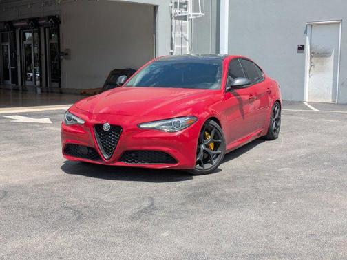 2019 Alfa Romeo Giulia Base