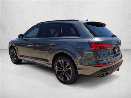 Samurai Gray Metalli 2025 Audi Q7 55 Premium Plus