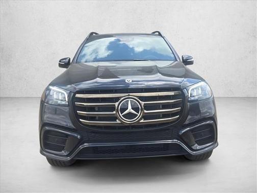 Obsidian Black Metallic 2026 Mercedes-Benz GLS 580 4MATIC
