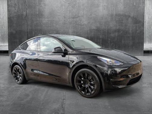 2024 Tesla Model Y Long Range Dual Motor All-Wheel Drive