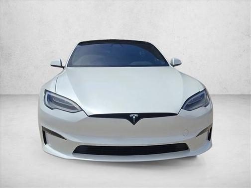 Pearl White Multi-Coat 2021 Tesla Model S Plaid