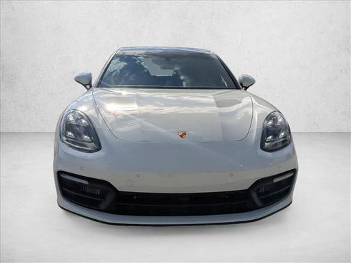 2022 Porsche Panamera Platinum Edition