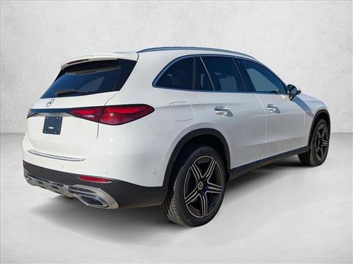 Polar White 2026 Mercedes-Benz GLC 300 Base