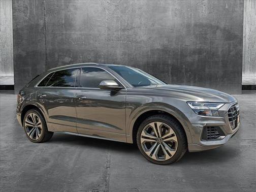 2022 Audi Q8 55 Premium Plus