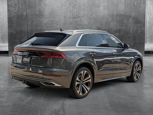 2022 Audi Q8 55 Premium Plus