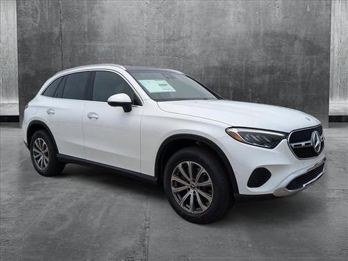 2025 Mercedes-Benz GLC 300 Base