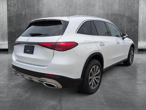 2025 Mercedes-Benz GLC 300 Base