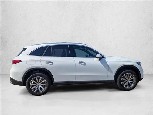 2026 Mercedes-Benz GLC 300 Base
