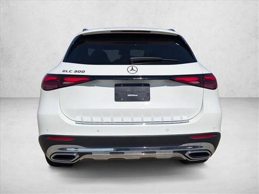 2026 Mercedes-Benz GLC 300 Base