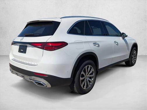2026 Mercedes-Benz GLC 300 Base