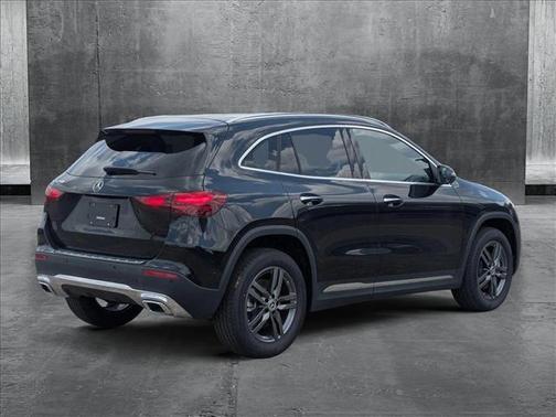 2025 Mercedes-Benz GLA 250 4MATIC