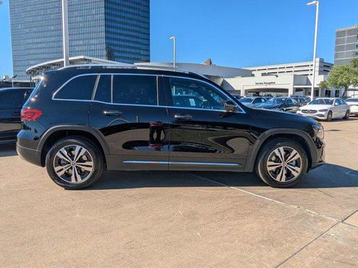 2025 Mercedes-Benz GLB 250 Base