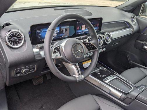 2025 Mercedes-Benz GLB 250 Base