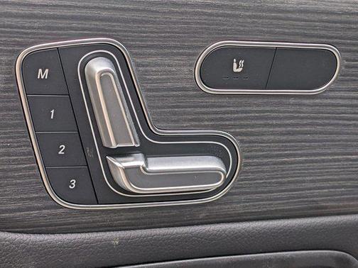 2025 Mercedes-Benz GLB 250 Base