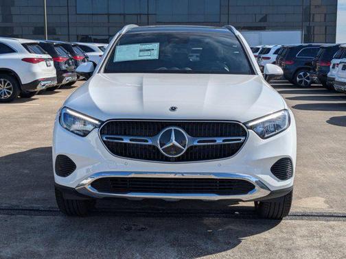 2025 Mercedes-Benz GLC 300 Base