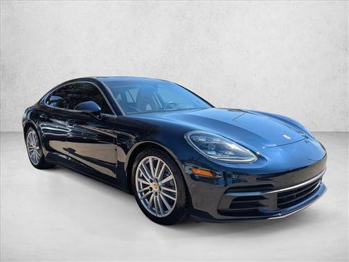2020 Porsche Panamera 4