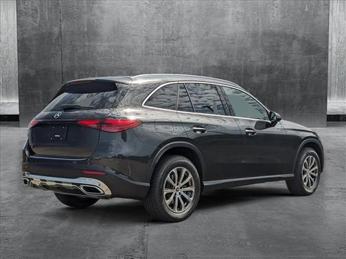2025 Mercedes-Benz GLC 300 Base