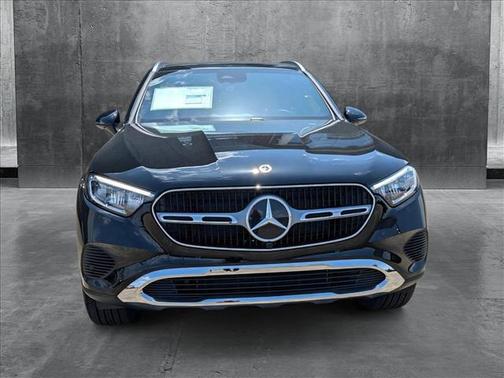 2025 Mercedes-Benz GLC 300 Base
