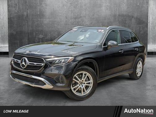 2025 Mercedes-Benz GLC 300 Base