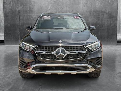 2025 Mercedes-Benz GLC 300 Base