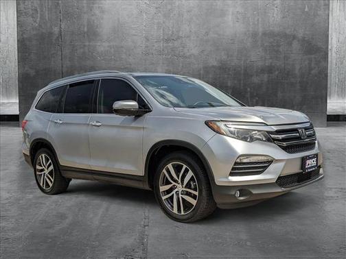 2017 Honda Pilot Elite