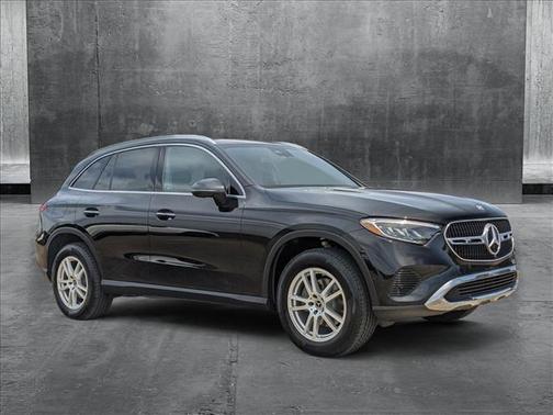 2025 Mercedes-Benz GLC 300 Base
