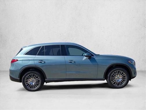 2026 Mercedes-Benz GLC 300 Base