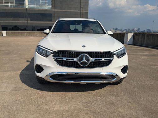 2025 Mercedes-Benz GLC 300 Base