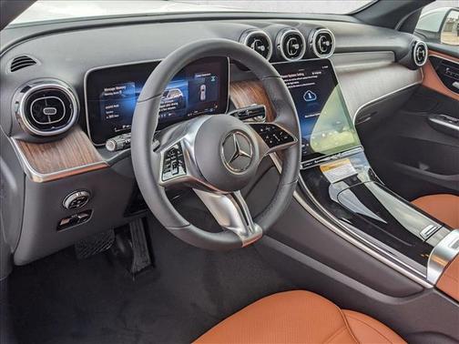 2025 Mercedes-Benz GLC 300 Base