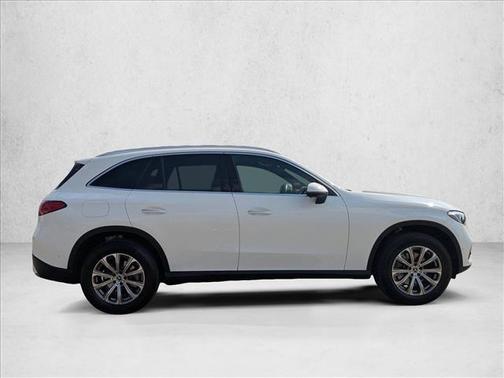 2025 Mercedes-Benz GLC 300 Base