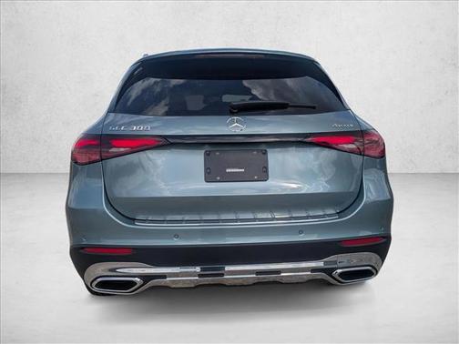 2026 Mercedes-Benz GLC 300 4MATIC