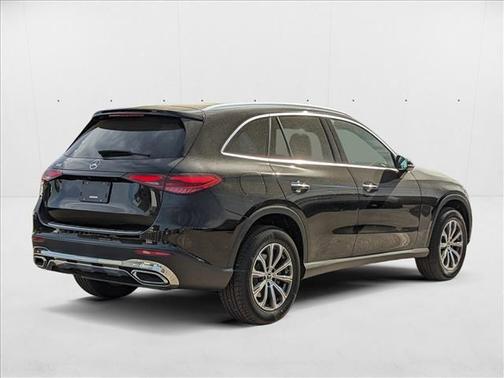 2025 Mercedes-Benz GLC 300 Base