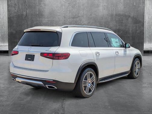 2025 Mercedes-Benz GLS 450 4MATIC