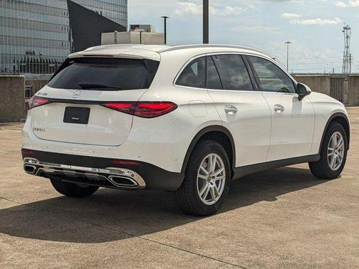 2025 Mercedes-Benz GLC 300 Base