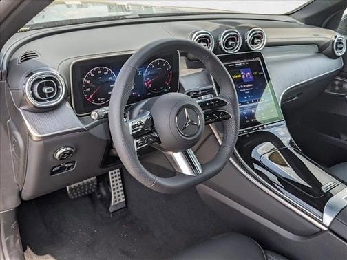 2025 Mercedes-Benz GLC 300 Base