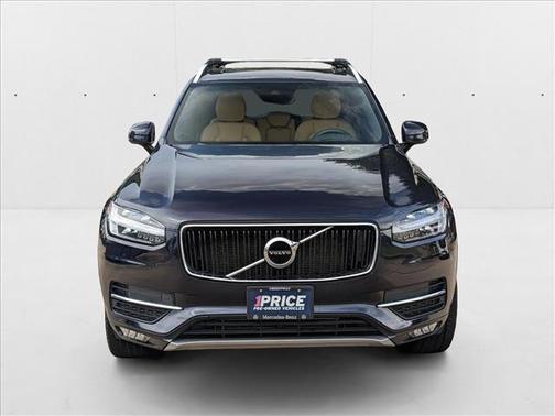 2019 Volvo XC90 T6 Momentum