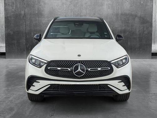 2025 Mercedes-Benz GLC 300 Base