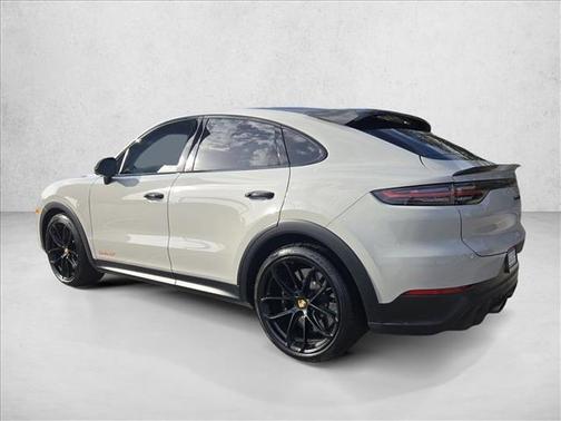 2023 Porsche Cayenne Turbo GT