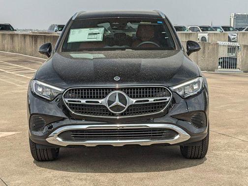 2025 Mercedes-Benz GLC 300 Base