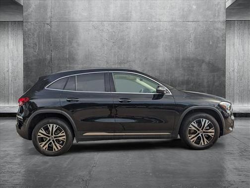 2025 Mercedes-Benz GLA 250 Base