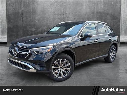 2025 Mercedes-Benz GLC 300 Base