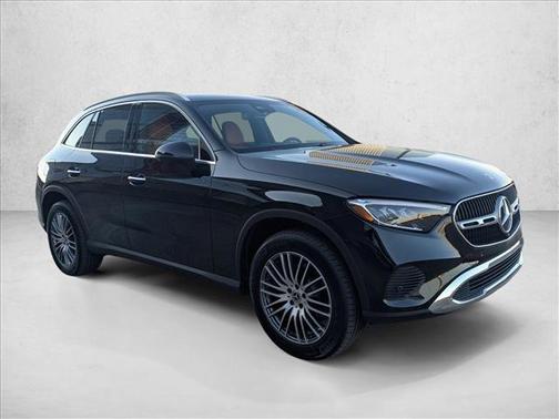 2026 Mercedes-Benz GLC 300 Base