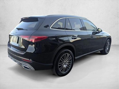 2026 Mercedes-Benz GLC 300 Base