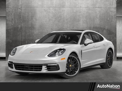 2018 Porsche Panamera Base