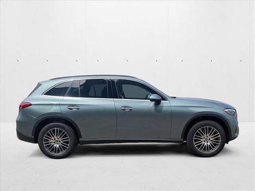 2026 Mercedes-Benz GLC 300 Base