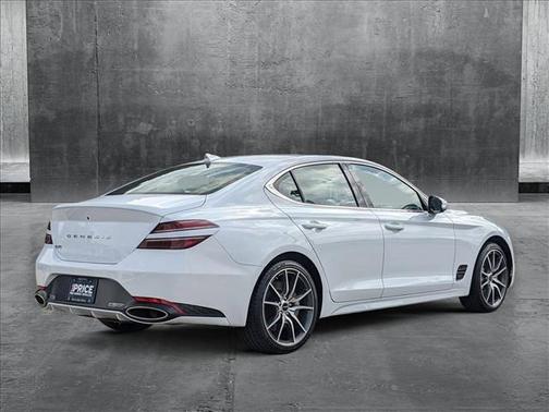 2024 Genesis G70 2.5T RWD