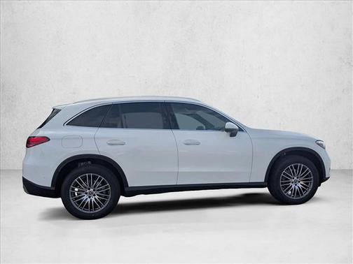 2026 Mercedes-Benz GLC 300 Base