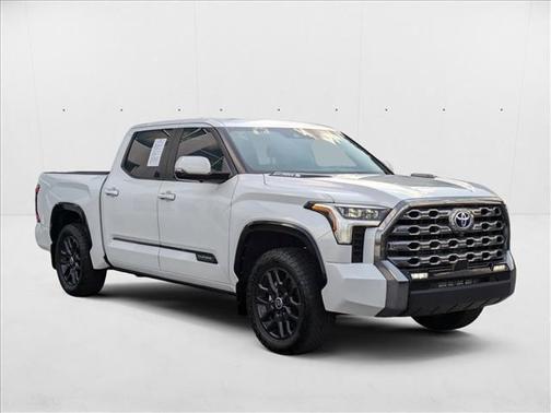 2024 Toyota Tundra Hybrid Platinum