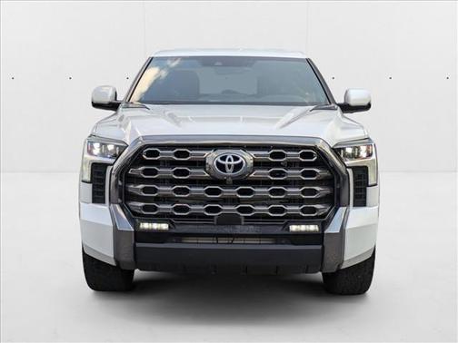 2024 Toyota Tundra Hybrid Platinum